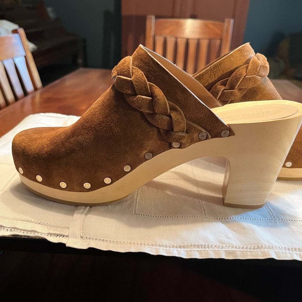 Loeffler Randall Clogs size 7